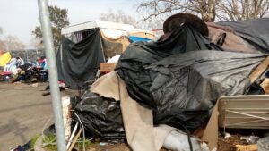 Community uplifting for the homeless