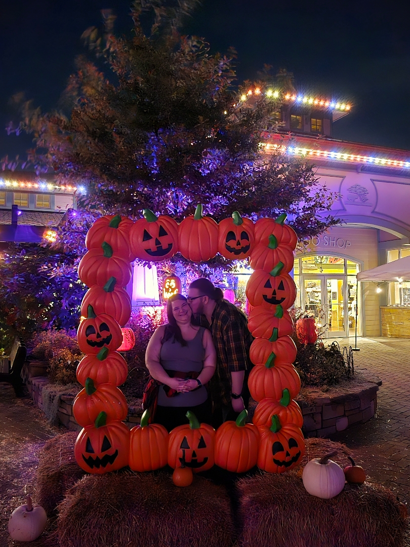 Help Adam and Danielle Build a Benton